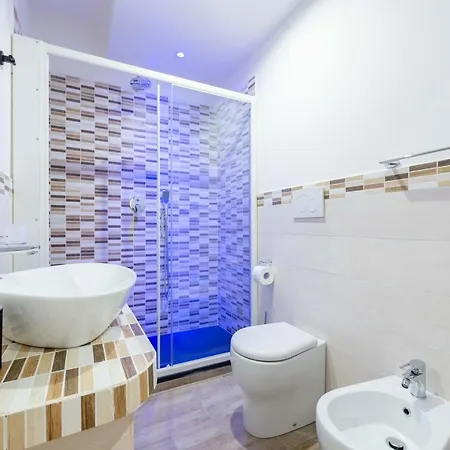 Chèri Luxury Affittacamere 3*