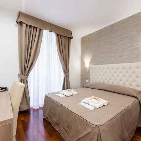 Cheri Luxury 3* רומא