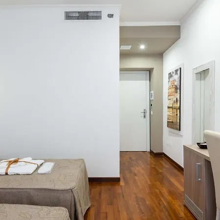 Cheri Luxury בית הארחה