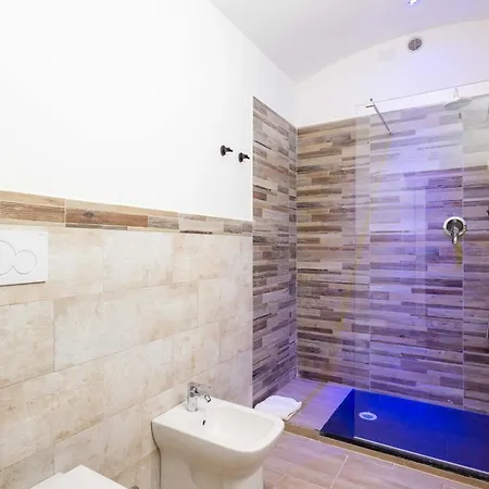 Cheri Luxury Rzym