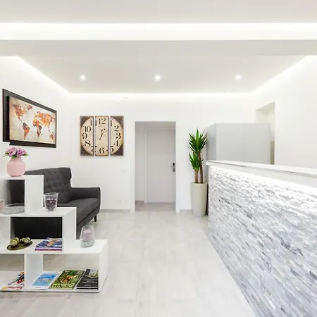 Cheri Luxury Pensión Roma